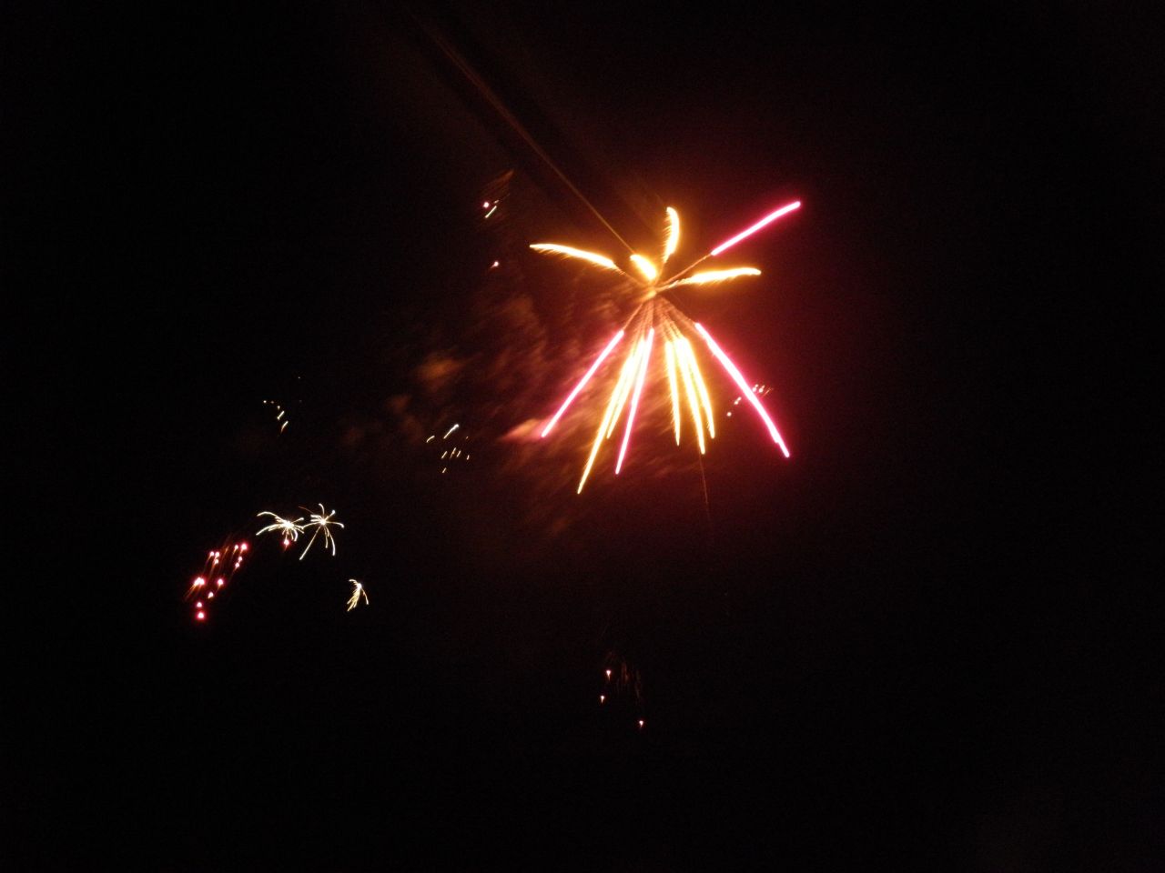 OLYMPUS DIGITAL CAMERA